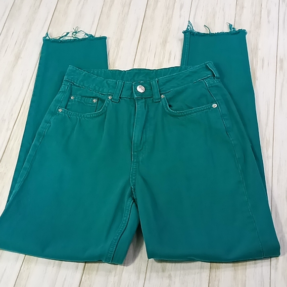 Divided H& M Raw Hem Skinny Green Jeans Size 4 - Picture 2 of 16